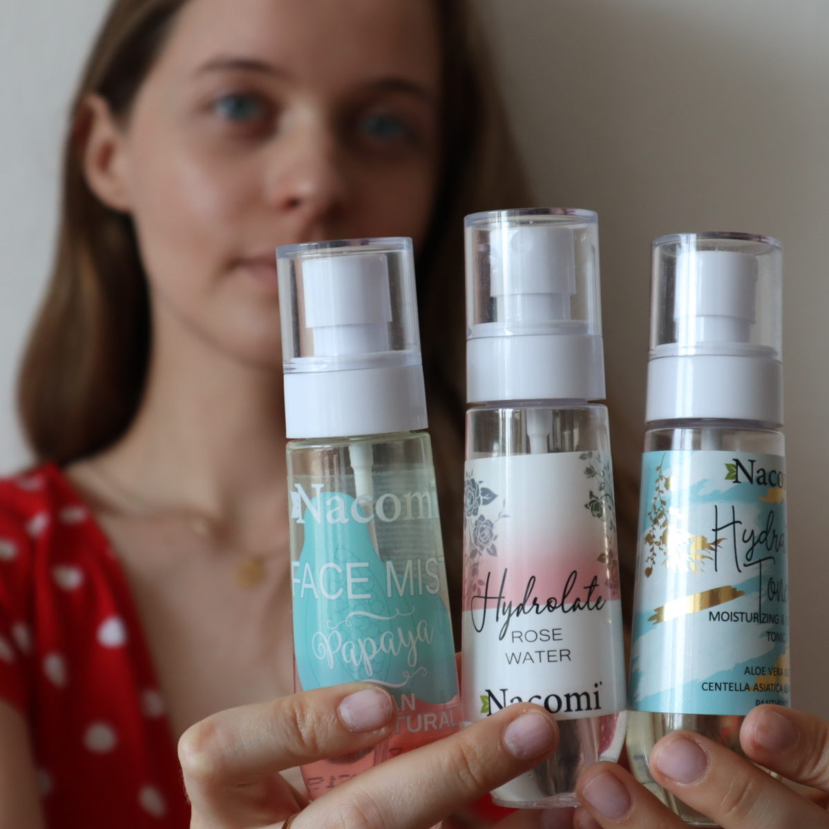 tonik hydrolat mgiełka Nacomi annemarie